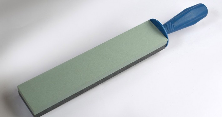 Sharpening stone combined with handle Zische 01